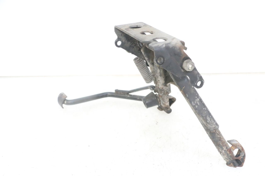 photo de BEQUILLE CENTRALE PEUGEOT SATELIS 125 (2013 - 2018) - Points de fixation