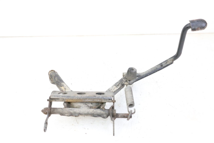 photo de BEQUILLE CENTRALE PEUGEOT SATELIS 125 (2010 - 2012) - Autre angle de vue