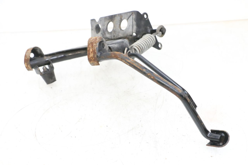 photo de BEQUILLE CENTRALE PEUGEOT SATELIS 125 (2013 - 2018) - Détail de la pièce