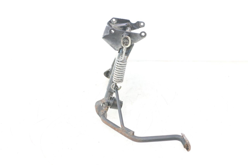 photo de BEQUILLE CENTRALE PEUGEOT SATELIS 125 (2013 - 2018) - État de surface