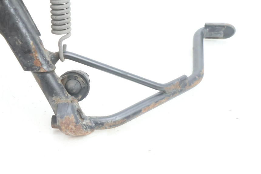 photo de BEQUILLE CENTRALE PEUGEOT SATELIS 125 (2006 - 2009) - Gros plan technique