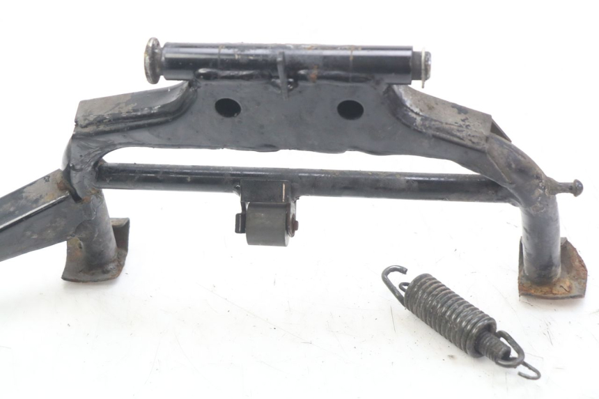 photo de BEQUILLE CENTRALE MBK SKYCRUISER 125 (2006 - 2009) - Gros plan technique