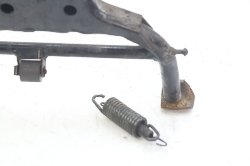 photo de BEQUILLE CENTRALE MBK SKYCRUISER 125 (2006 - 2009) - Vue d’ensemble