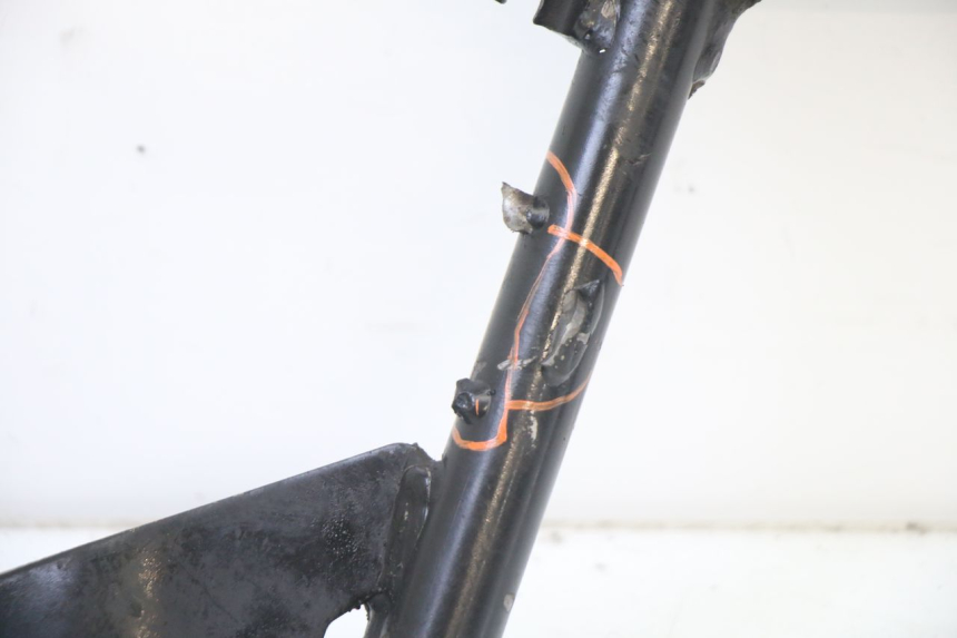 photo de BEQUILLE CENTRALE APRILIA SR 2T 50 (2018 - 2022) - Points de fixation