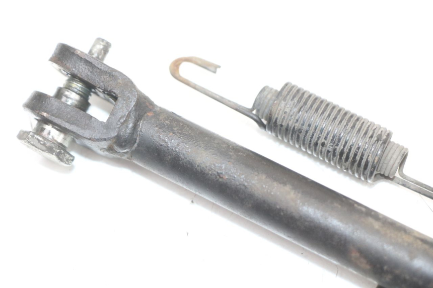 photo de BEQUILLE CENTRALE KYMCO SUPER 8 4T 50 (2021 - 2024) - Détail de la pièce