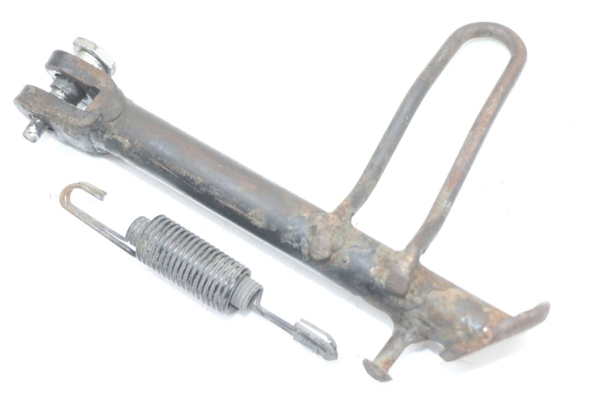 photo de BEQUILLE CENTRALE KYMCO SUPER 8 4T 50 (2021 - 2024) - Gros plan technique