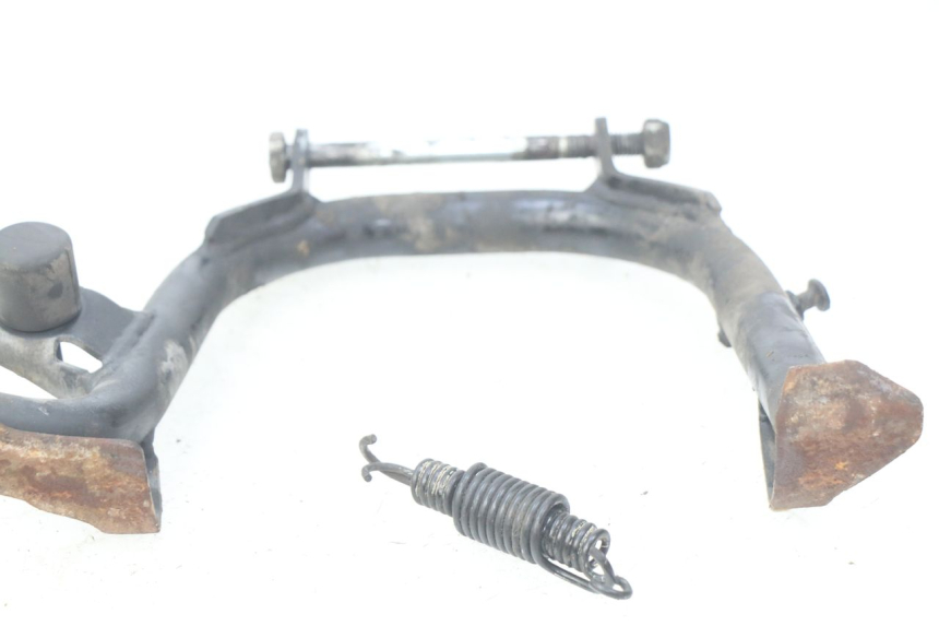 photo de BEQUILLE CENTRALE PIAGGIO VESPA GTS IGET ABS 125 (2017 - 2023) - Détail de la pièce