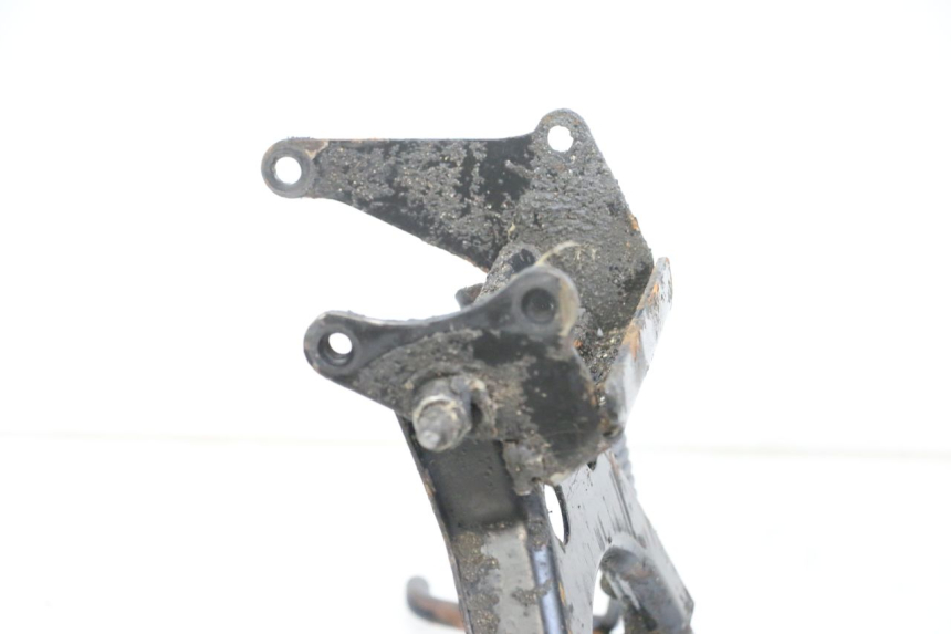 photo de BEQUILLE CENTRALE PEUGEOT VIVACITY 100 (1999 - 2008) - Gros plan technique