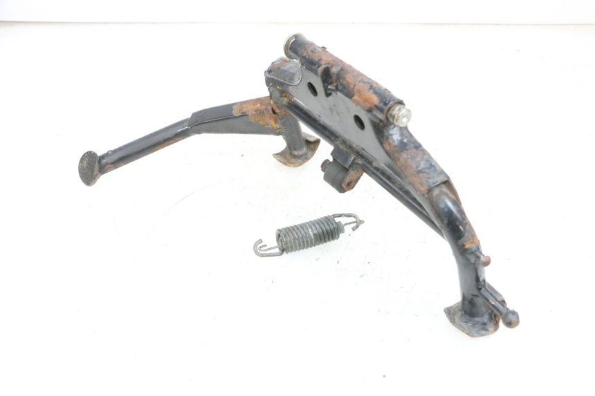 photo de BEQUILLE CENTRALE YAMAHA XMAX X-MAX 125 (2006 - 2009) - Gros plan technique