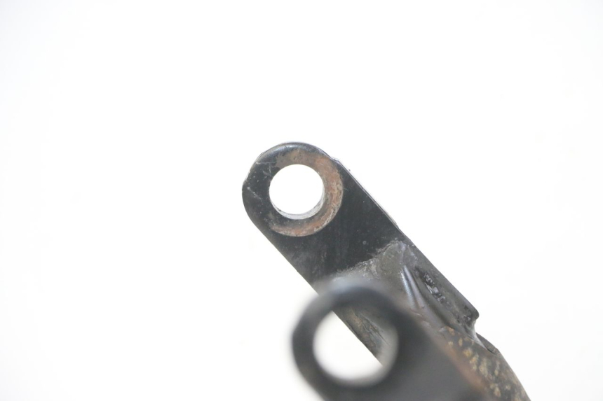 photo de BEQUILLE CENTRALE YAMAHA XJ6 ABS 600 (2008 - 2016) - Gros plan technique