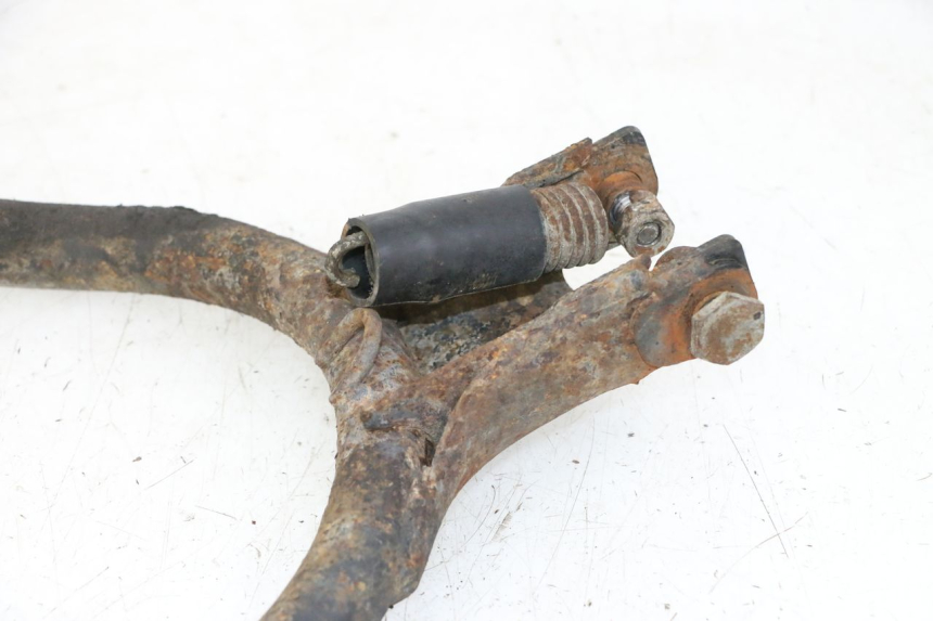 photo de BEQUILLE CENTRALE YAMAHA XJN DIVERSION 600 (2000 - 2003) - Zoom état d’usage