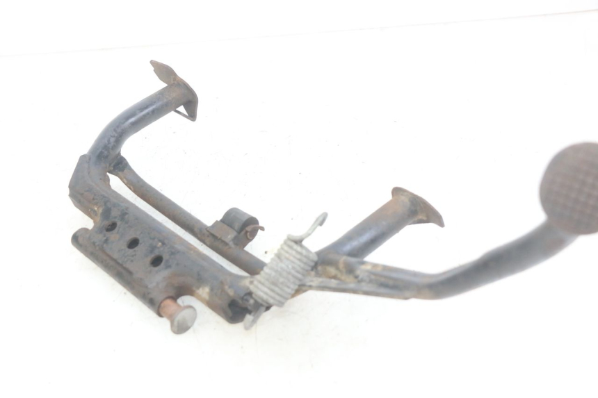 photo de BEQUILLE CENTRALE YAMAHA YP MAJESTY 400 (2004 - 2008) - Autre angle de vue