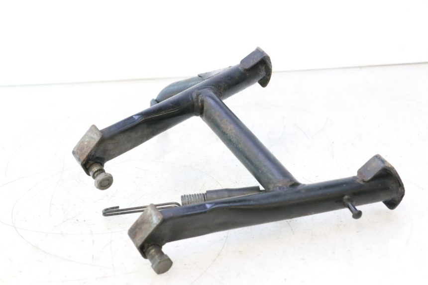 photo de BEQUILLE CENTRALE KAWASAKI ZZR 600 (1995 - 2004) - Autre angle de vue