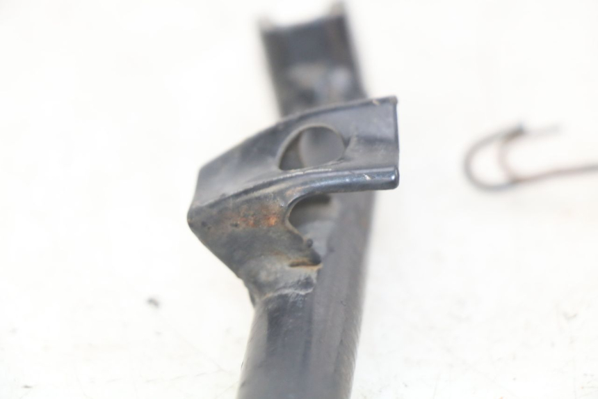 photo de BEQUILLE LATERALE KYMCO AGILITY 4T 50 (2005 - 2018) - Détail de la pièce