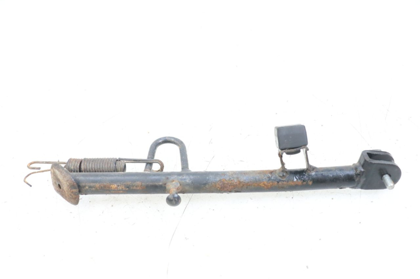 photo de BEQUILLE LATERALE KYMCO AGILITY 4T 50 (2018 - 2022) - Détail de la pièce