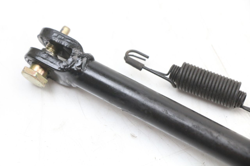 photo de BEQUILLE LATERALE KYMCO AGILITY FR 2T 50 (2012 - 2017) - Détail de la pièce