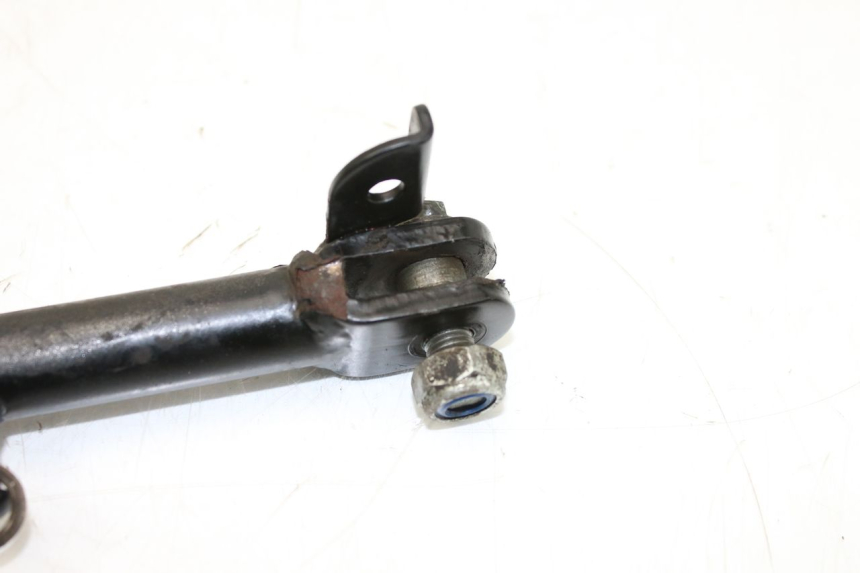 photo de BEQUILLE LATERALE SUZUKI BURGMAN 125 (2007 - 2014) - Autre angle de vue