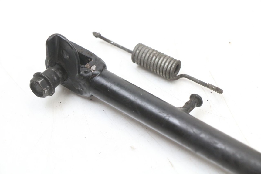 photo de BEQUILLE LATERALE SUZUKI BURGMAN 125 (2007 - 2014) - Détail de la pièce