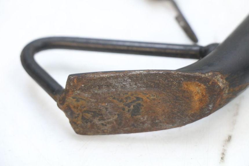 photo de BEQUILLE LATERALE SUZUKI BURGMAN 125 (2007 - 2014) - Points de fixation