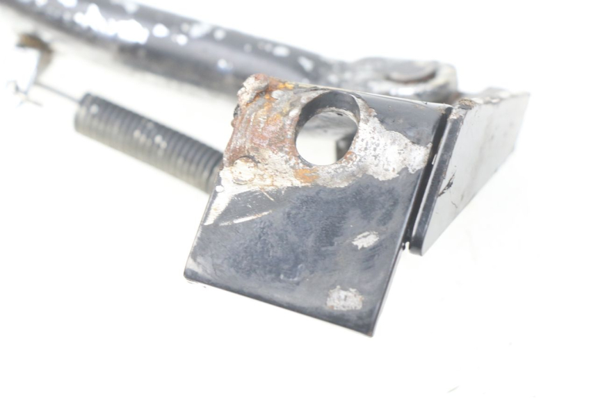 photo de BEQUILLE LATERALE YAMAHA BW'S 50 (2004 - 2017) - Gros plan technique