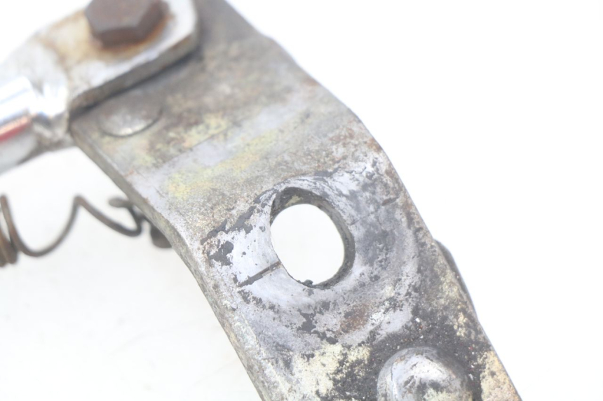 photo de BEQUILLE LATERALE YAMAHA BW'S 50 (1999 - 2003) - Points de fixation