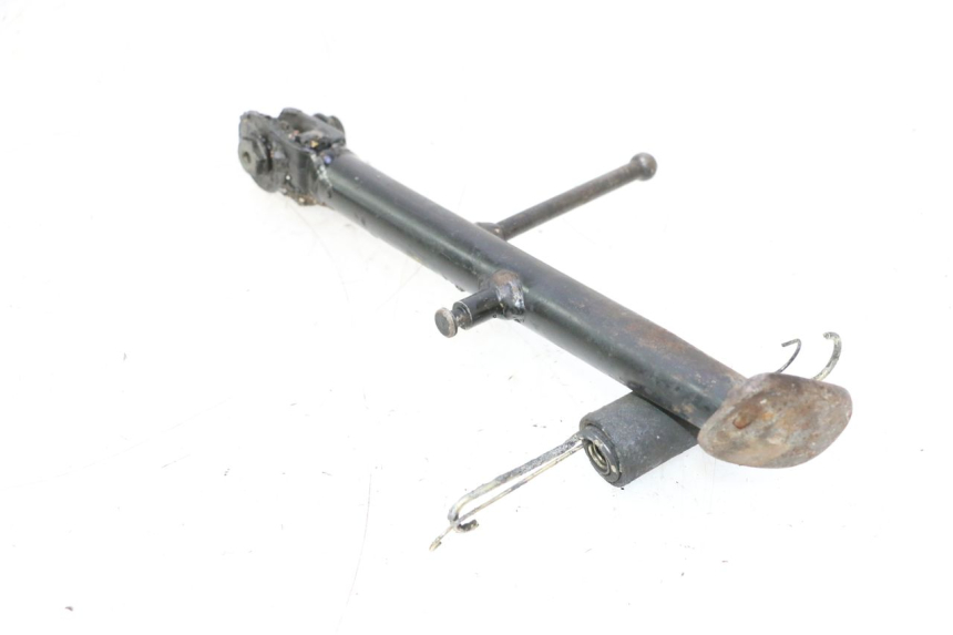 photo de BEQUILLE LATERALE HONDA CB F HORNET 600 (2005 - 2006) - Gros plan technique