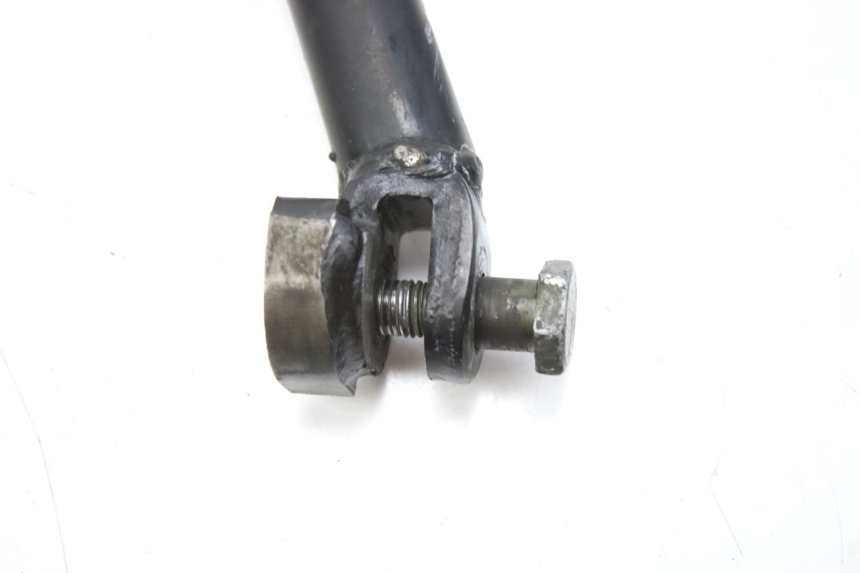 photo de BEQUILLE LATERALE YAMAHA CYGNUS X INJECTION 125 (2007 - 2013) - Gros plan technique