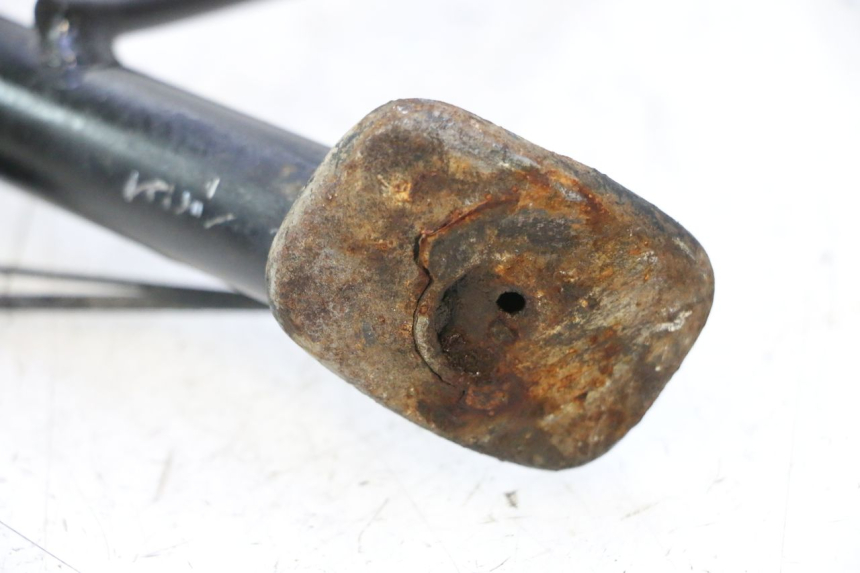 photo de BEQUILLE LATERALE HONDA FJS SILVER WING SILVERWING 400 (2005 - 2008) - Points de fixation