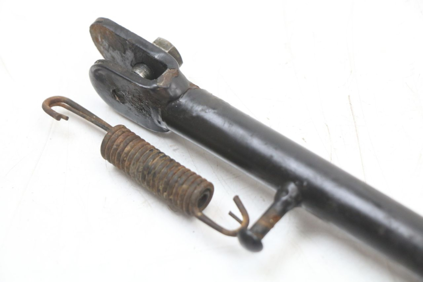 photo de BEQUILLE LATERALE EUROCKA GTR 50 (2007 - 2017) - Gros plan technique