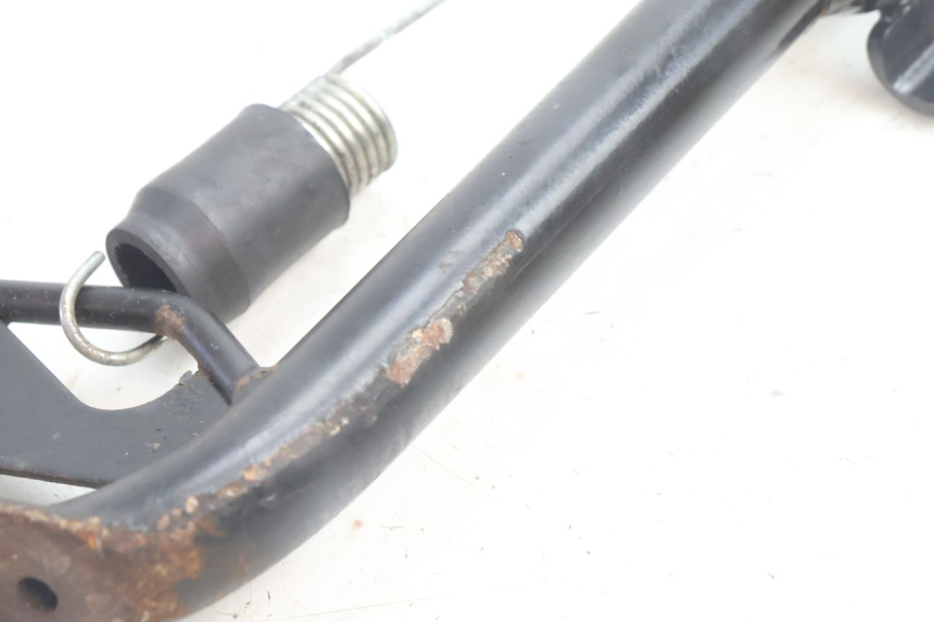 photo de BEQUILLE LATERALE YAMAHA N-MAX NMAX 125 (2021 - 2024) - Zoom état d’usage