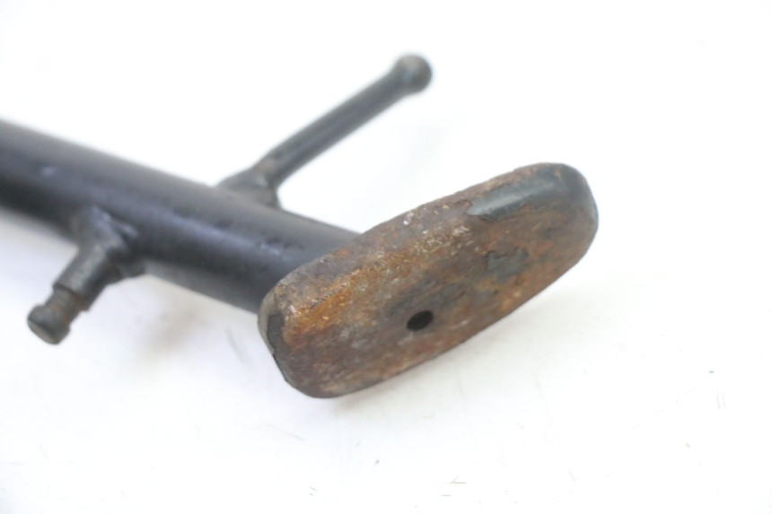 photo de BEQUILLE LATERALE KYMCO LIKE 4T 50 (2019 - 2025) - Gros plan technique