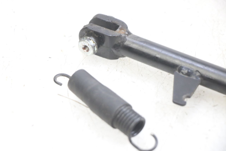 photo de BEQUILLE LATERALE HONDA PCX (JF47) 125 (2012 - 2013) - Détail de la pièce