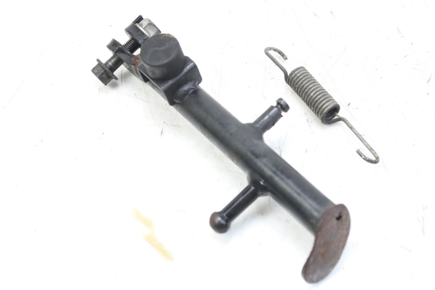 photo de BEQUILLE LATERALE MBK SKYCRUISER 125 (2010 - 2013) - Détail de la pièce