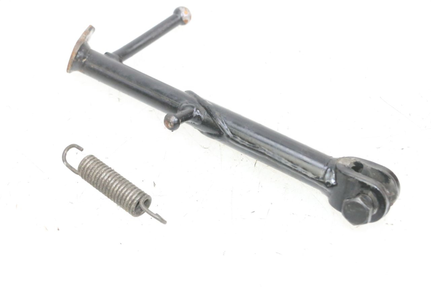 photo de BEQUILLE LATERALE YAMAHA TZR 50 (2008 - 2016) - Autre angle de vue