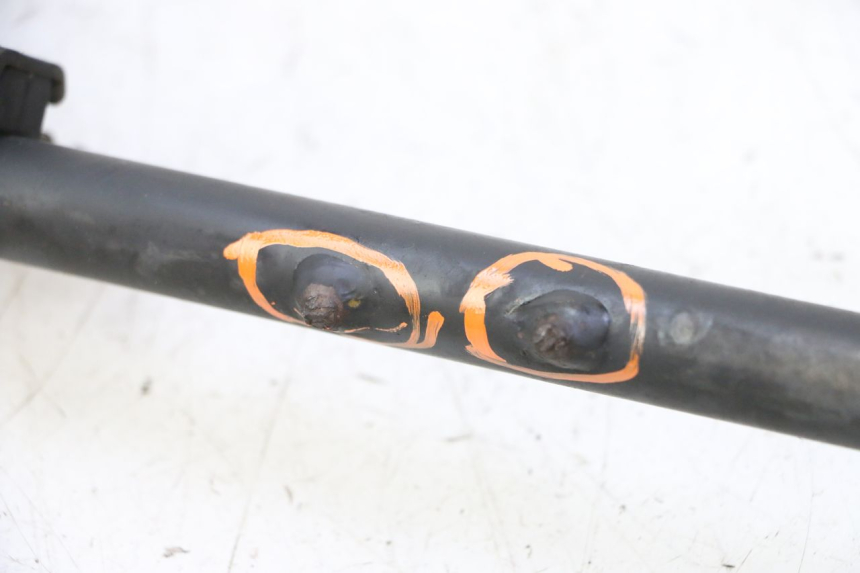 photo de BEQUILLE LATERALE PIAGGIO VESPA S 2T 50 (2007 - 2014) - Gros plan technique