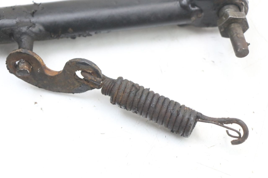 photo de BEQUILLE LATERALE SYM XS 125 (2007 - 2016) - Points de fixation