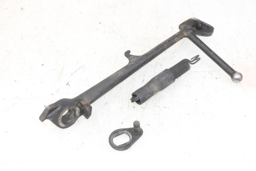 photo de BEQUILLE LATERALE YAMAHA FZS FAZER 600 (2001 - 2003) - Autre angle de vue