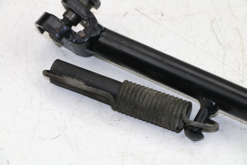 photo de BEQUILLE LATERALE YAMAHA YP MAJESTY 125 (2007 - 2010) - Autre angle de vue