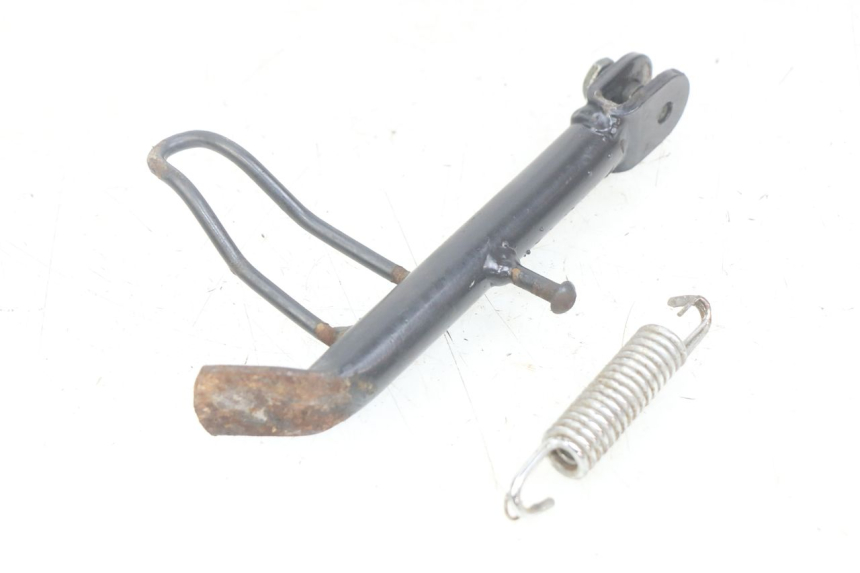 photo de BEQUILLE LATERALE YIYING YY125T 125 (2006 - 2014) - Détail de la pièce