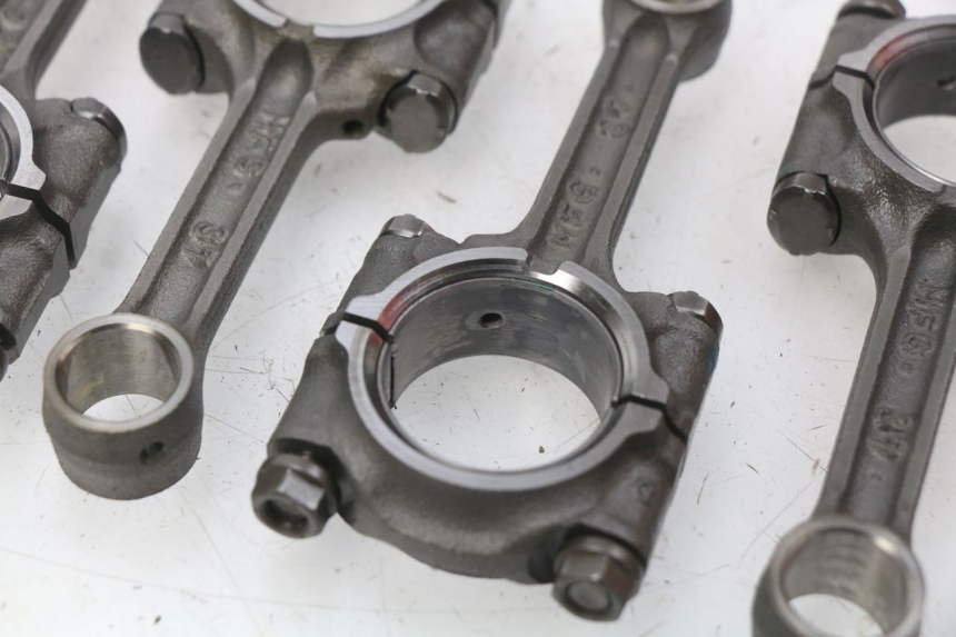 photo de BIELLE HONDA CBRF CBR-F PC41 600 (2011 - 2013) - Zoom état d’usage