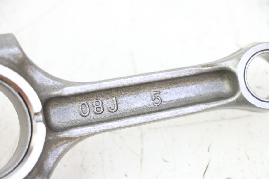 photo de BIELLE SUZUKI GSR 750 (2011 - 2017) - Vue d’ensemble