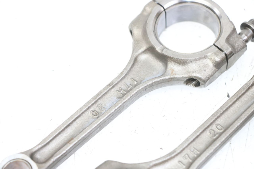 photo de BIELLE SUZUKI GSX F GSXF 650 (2007 - 2015) - Détails caractéristiques