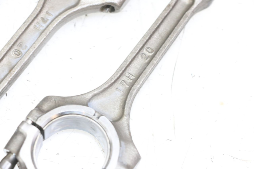 photo de BIELLE SUZUKI GSX F GSXF 650 (2007 - 2015) - Marquages et références