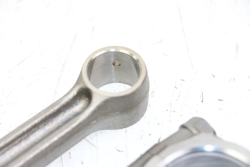 photo de BIELLE SUZUKI SV S 650 (1999 - 2002) - Pièce contrôlée