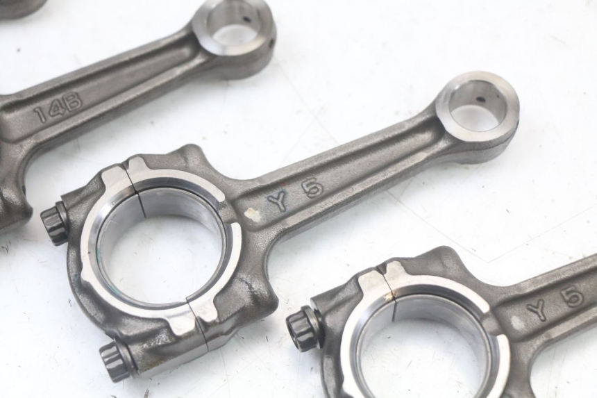 photo de BIELLE YAMAHA FZ1 FAZER 1000 (2007 - 2009) - Gros plan technique