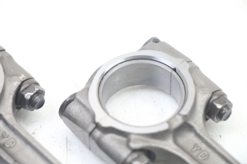 photo de BIELLE YAMAHA FZS FAZER 600 (2001 - 2003) - Vue d’ensemble