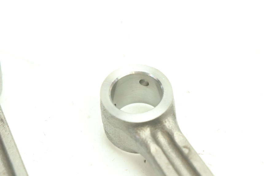 photo de BIELLE YAMAHA YZF R6 600 (2008 - 2009) - Zoom composants