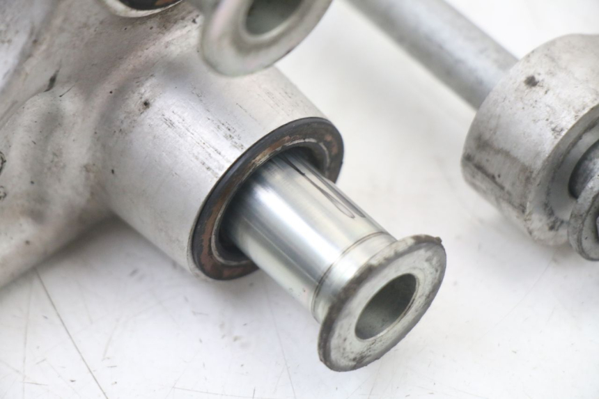 photo de BIELLETTE AMORTISSEUR BMW S RR ABS S1000RR 1000 (2015 - 2018) - Zoom composants