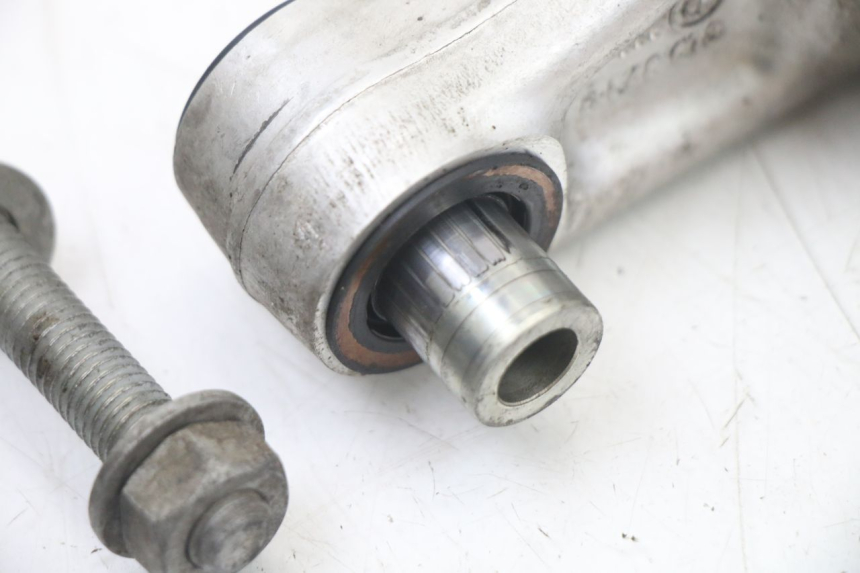 photo de BIELLETTE AMORTISSEUR BMW S RR ABS S1000RR 1000 (2015 - 2018) - Vue rapprochée