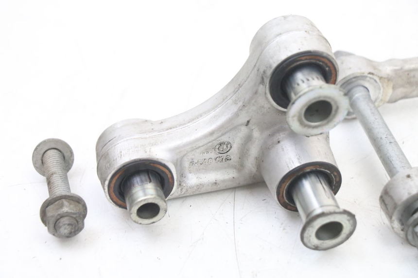 photo de BIELLETTE AMORTISSEUR BMW S RR ABS S1000RR 1000 (2015 - 2018) - Marquages et références